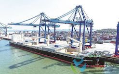 泉州石湖港保稅紙漿業(yè)務(wù)零突破 金磚貿(mào)易新通道開啟